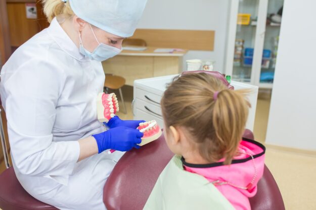 Tandartspraktijk de Wolvenstraat – met uw peuter naar de tandarts peuter, tandarts, tandarts amsterdam, peuter tandartsbezoek, peuter amsterdam, amsterdam tanden, amsterdam gebit, tandpasta tandarts, tandpasta amsterdam, amsterdam mondhygienist, amsterdam tandartsassistente